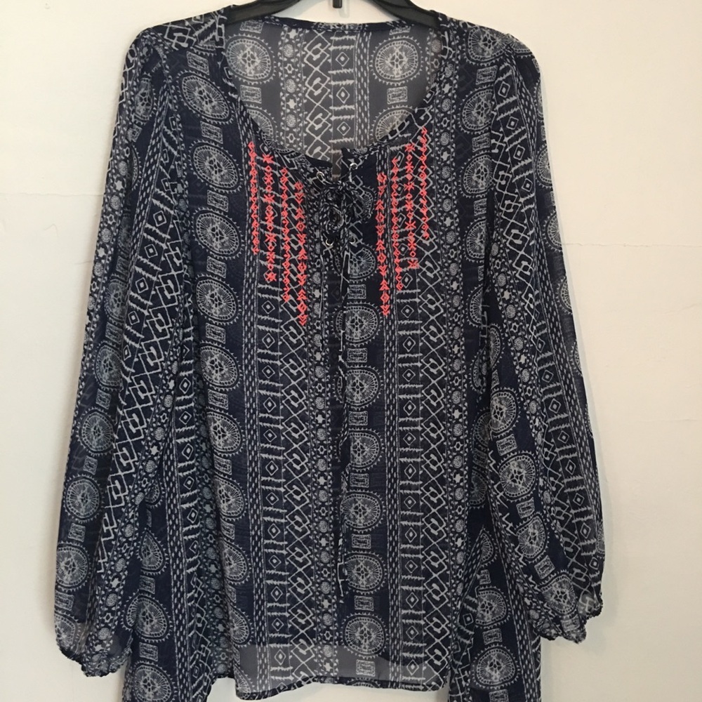 Navy with coral top